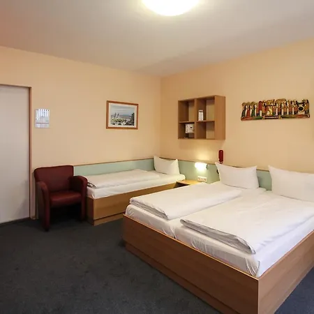 사흐젠호프 3* 베를린