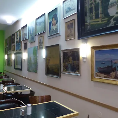 萨科森霍夫酒店 酒店