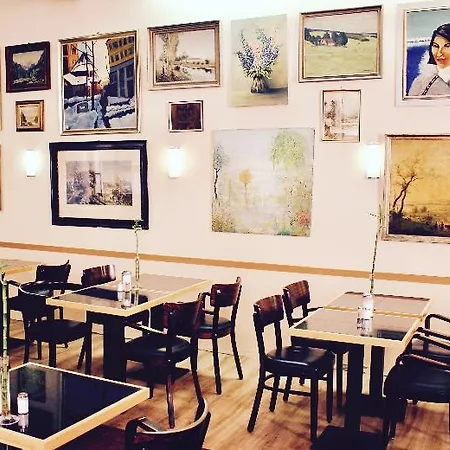 酒店 萨科森霍夫酒店 3*